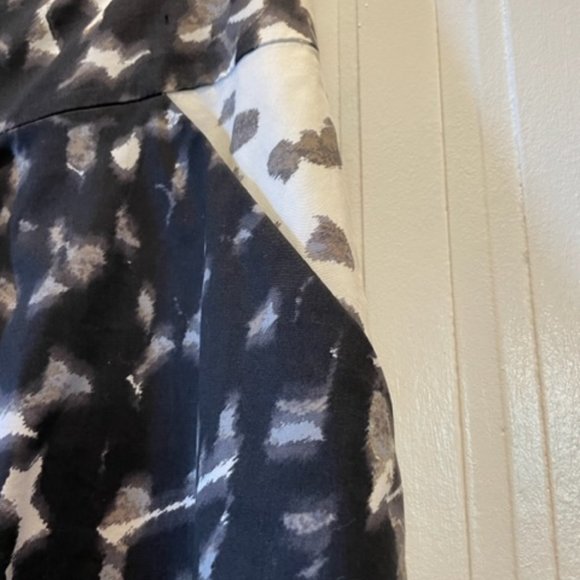 Tahari A shape skirt with from pleats and pockets size 12 - Picture 4 of 6